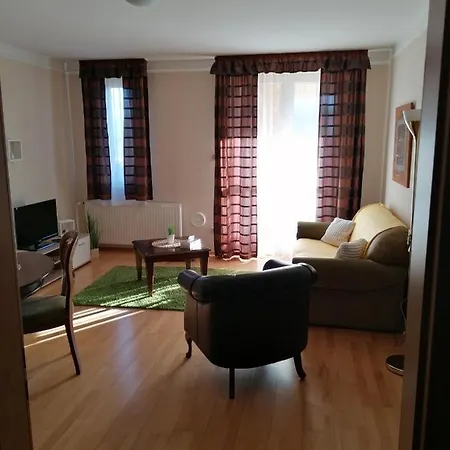 Apartment Beatrix Buk